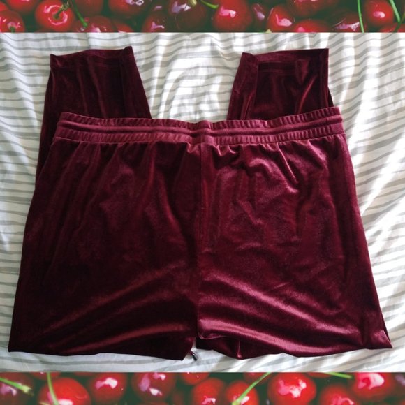 Wine colored tapered pull on pants - Picture 4 of 9